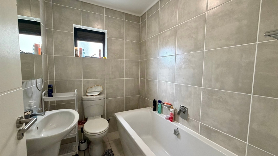 2 Bedroom Property for Sale in Greenbay Eco Estate Western Cape